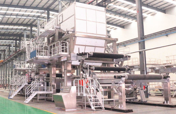 macchina ondulata di riciclaggio di fabbricazione di carta di 2200mm 60m automatici/min