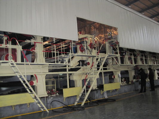 Testliner Kraft ha ondulato il macchinario 2900mm di fabbricazione di carta 50 T/D 240m/Min