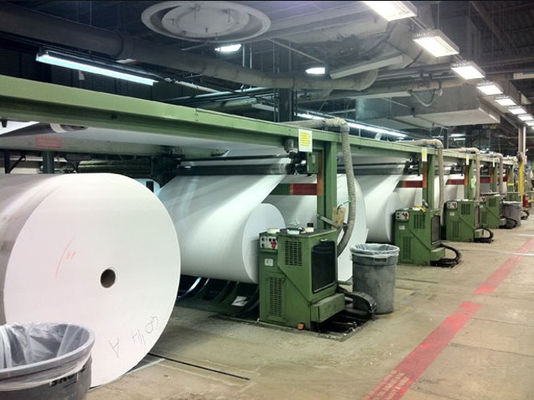 Macchina di carta riciclata a più strati 50T/D di produzione del rotolo A4